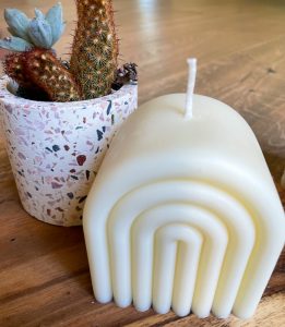 arched soy wax candle