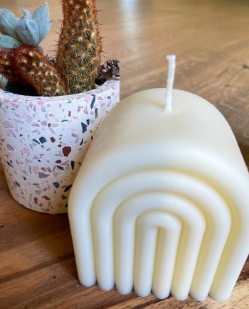 arched soy wax candle